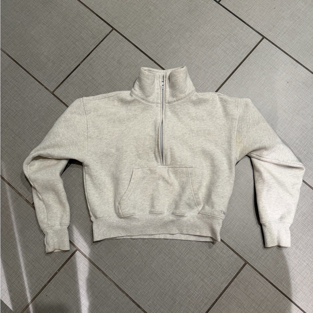 Aritizia quarter zip size xs check photos for flaws